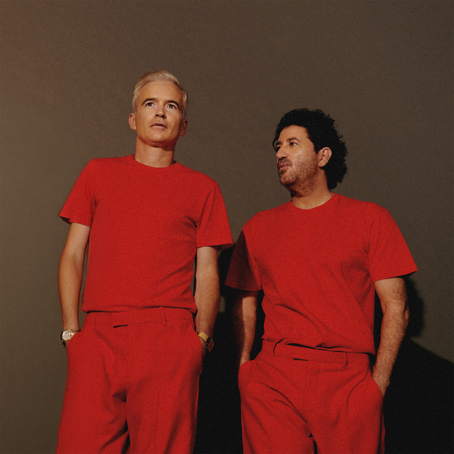 Avalanches photographed by Dean Podmore